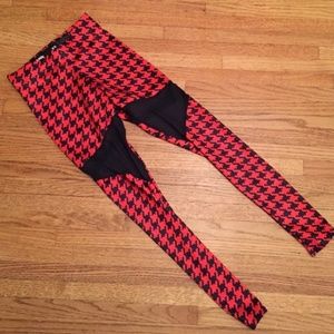 ✨SALE✨Black Milk Spartan Houndstooth Legging